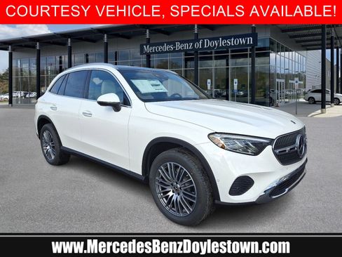 New 2026 Mercedes-Benz GLC 300 4MATIC image 1