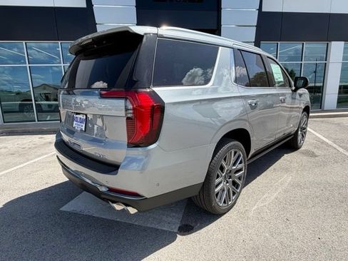 New 2026 GMC Yukon Denali Ultimate w/ LPO, Floor Liner Package AWD/4WD image 26