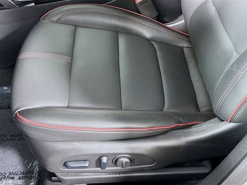 Used 2024 Chevrolet TrailBlazer RS w/ Driver Confidence Package image 19