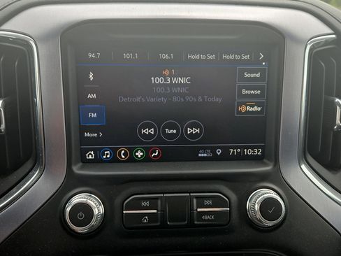 Used 2019 GMC Sierra 1500 SLE w/ SLE Value Package AWD/4WD image 17