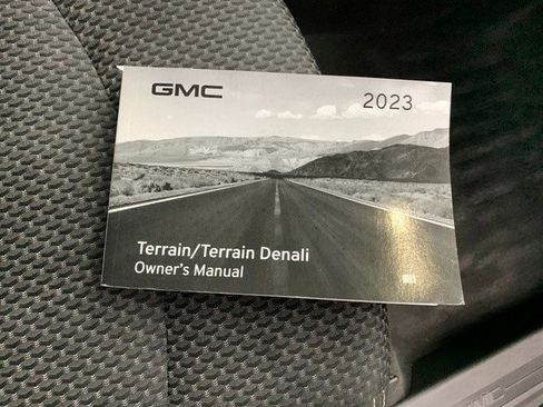 Certified 2023 GMC Terrain SLE w/ Driver Convenience Package image 14