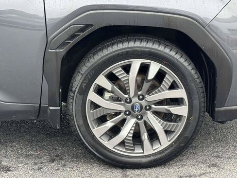 Certified 2025 Subaru Forester Touring AWD/4WD image 7