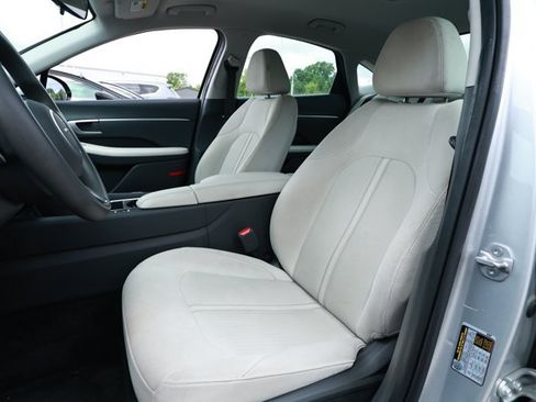 Used 2025 Hyundai Sonata SEL FWD image 22
