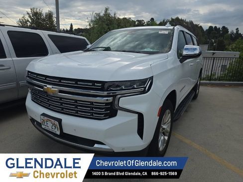 Certified 2023 Chevrolet Suburban Premier RWD image 1