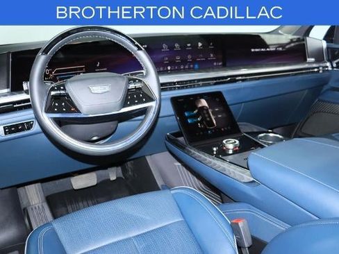 Certified 2025 Cadillac Escalade IQ Sport 2 AWD/4WD image 30
