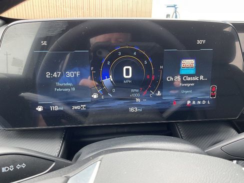 New 2026 Chevrolet Equinox LT w/ Convenience Package II image 13