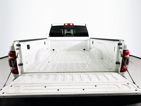 Used 2024 RAM 2500 Laramie image 29