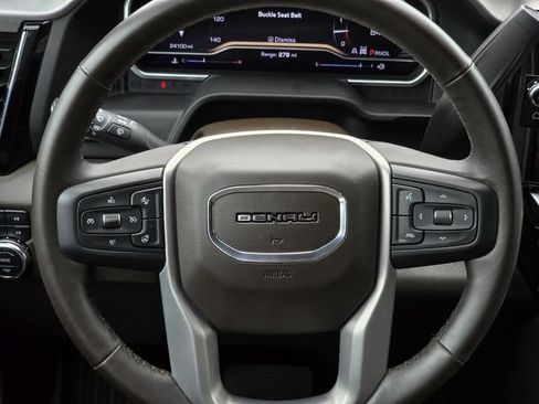 Used 2024 GMC Sierra 2500 Denali w/ Denali Reserve Package AWD/4WD image 16