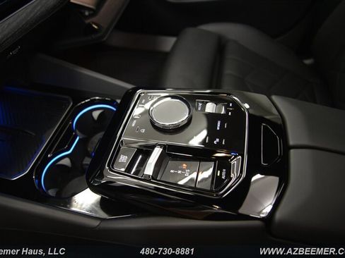Used 2026 BMW 530i w/ M Sport Package RWD image 39