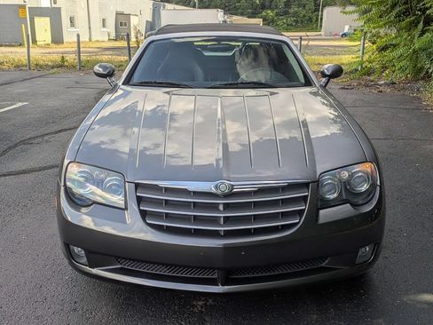 Used 2005 Chrysler Crossfire Limited RWD image 6