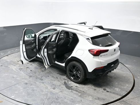 Used 2024 Buick Encore GX Sport Touring image 55