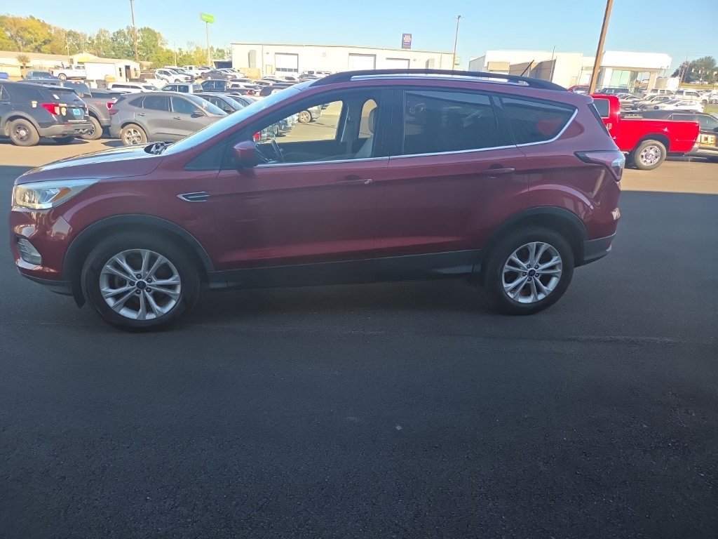 Used 2018 Ford Escape SEL FWD image 9