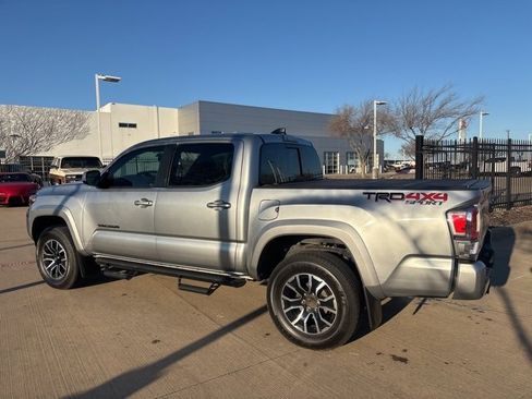 Used 2023 Toyota Tacoma TRD Sport image 8