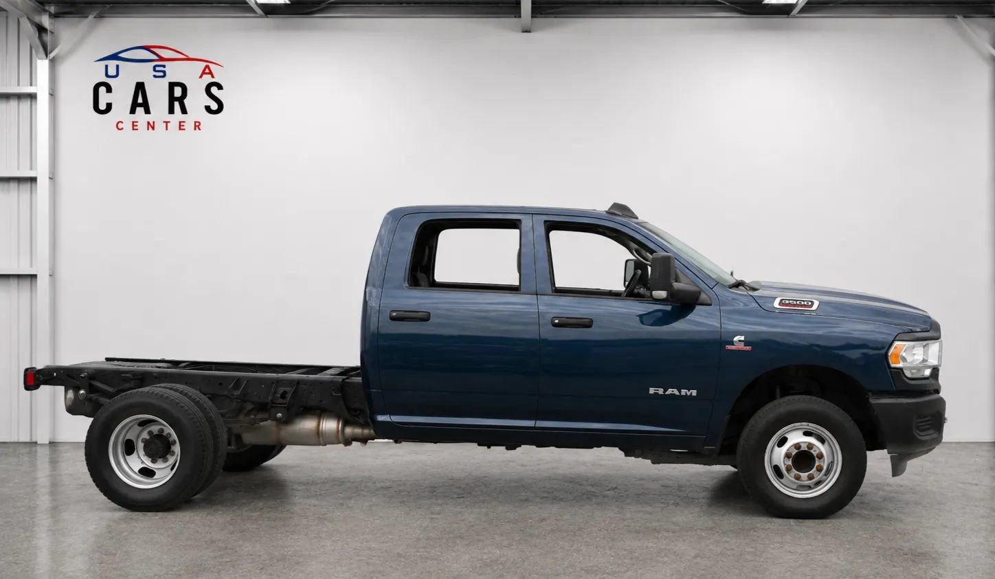 Used 2022 RAM 3500 Tradesman AWD/4WD image 1