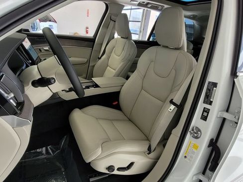 New 2026 Volvo XC90 B6 Ultra w/ Protection Package Premier AWD/4WD image 9
