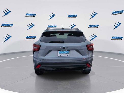 Used 2025 Chevrolet Trax RS w/ Driver Confidence Package image 7