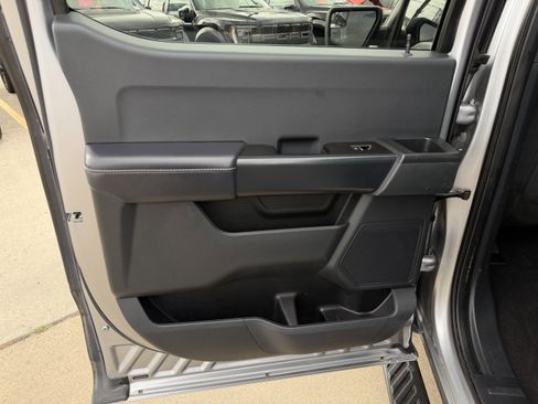 Used 2021 Ford F150 XL w/ STX Appearance Package image 17