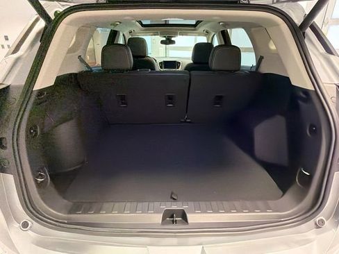 Used 2024 GMC Terrain Denali w/ Denali Premium Package AWD/4WD image 25