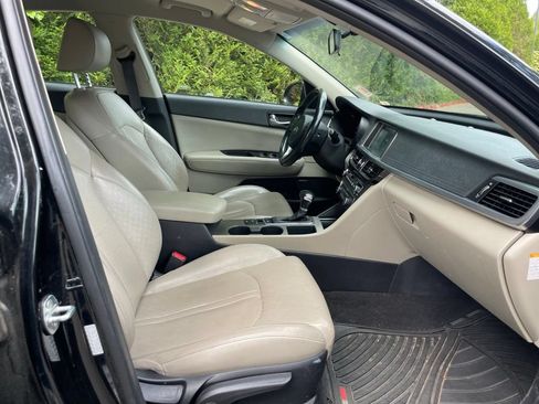 Used 2017 Kia Optima EX FWD image 21