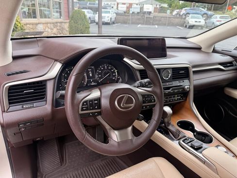 Used 2017 Lexus RX 350 AWD image 12