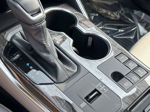 New 2026 Toyota Highlander Limited AWD/4WD image 46