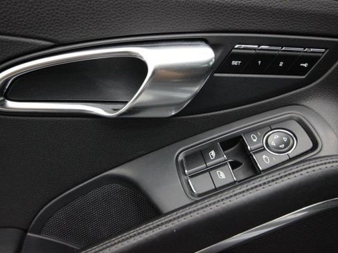 Used 2014 Porsche 911 Carrera 4 w/ Sport Chrono Package image 15