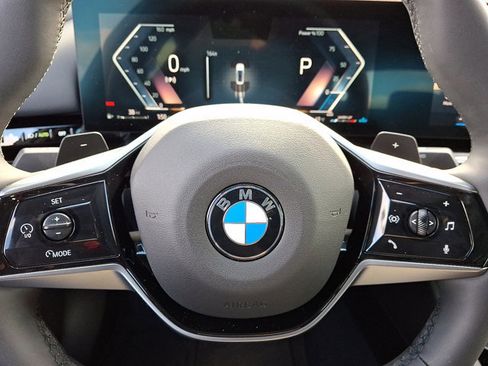 Certified 2025 BMW 530i xDrive w/ Premium Package image 19