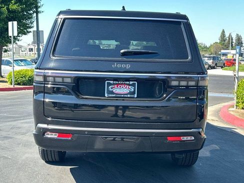 New 2026 Jeep Grand Wagoneer L 2WD image 5