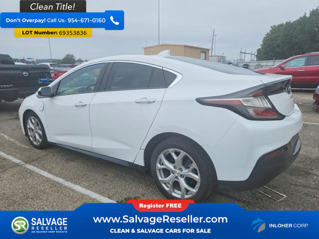 Used 2017 Chevrolet Volt Premier w/ Driver Confidence II Package FWD image 3
