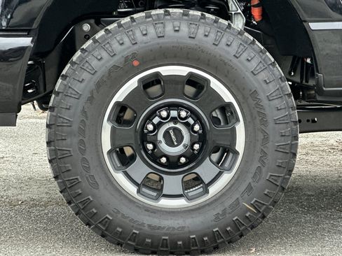 New 2026 Ford F250 Lariat w/ Tremor Off-Road Package AWD/4WD image 22
