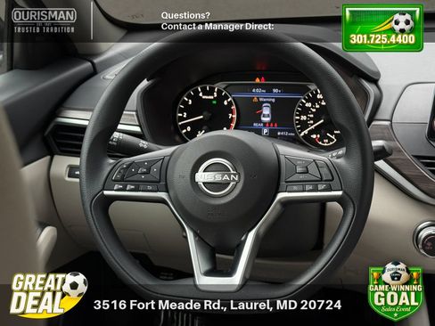 Used 2024 Nissan Altima 2.5 SV FWD image 18