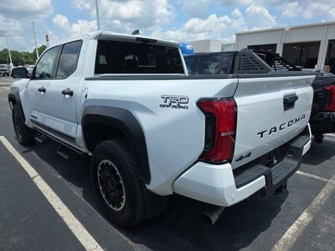 Used 2024 Toyota Tacoma TRD Off-Road w/ TRD Off Road Premium Package AWD/4WD image 6