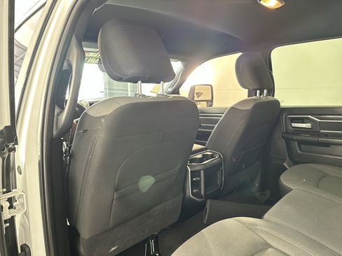 Used 2024 RAM 2500 Big Horn w/ Off Road Package image 28