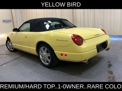 Used 2002 Ford Thunderbird RWD image 5