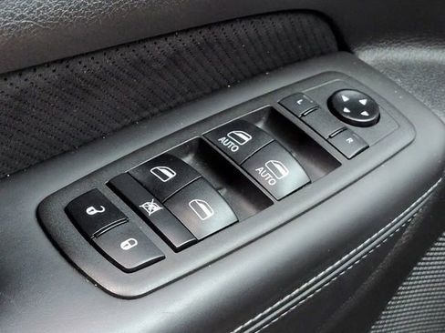 Used 2021 Jeep Grand Cherokee SRT AWD/4WD image 29