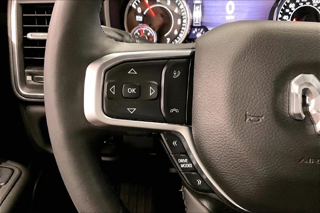 Used 2025 RAM 1500 Big Horn AWD/4WD image 26