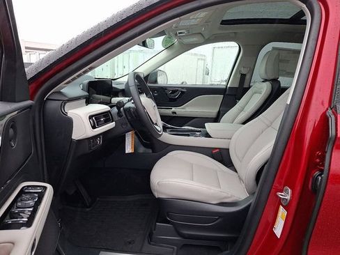 New 2026 Lincoln Aviator Reserve w/ Jet Appearance Package image 6