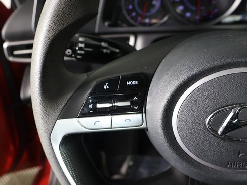 Used 2023 Hyundai Elantra SEL image 34