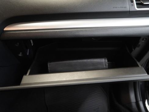 Used 2016 Subaru Crosstrek 2.0i Premium image 34