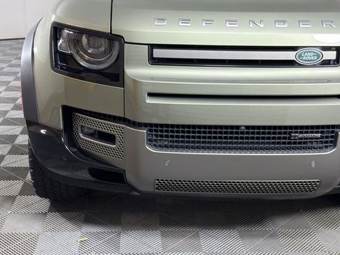 Used 2022 Land Rover Defender 110 X-Dynamic HSE AWD/4WD image 10