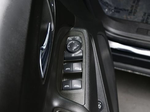 Used 2022 Chevrolet Equinox LT FWD image 13
