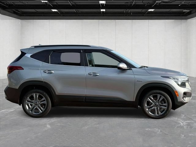 Used 2021 Kia Seltos S AWD/4WD image 6