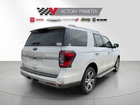 Used 2022 Ford Expedition Limited image 5