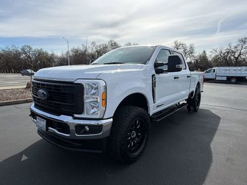 Used 2023 Ford F250 XL w/ XL Chrome Package image 1