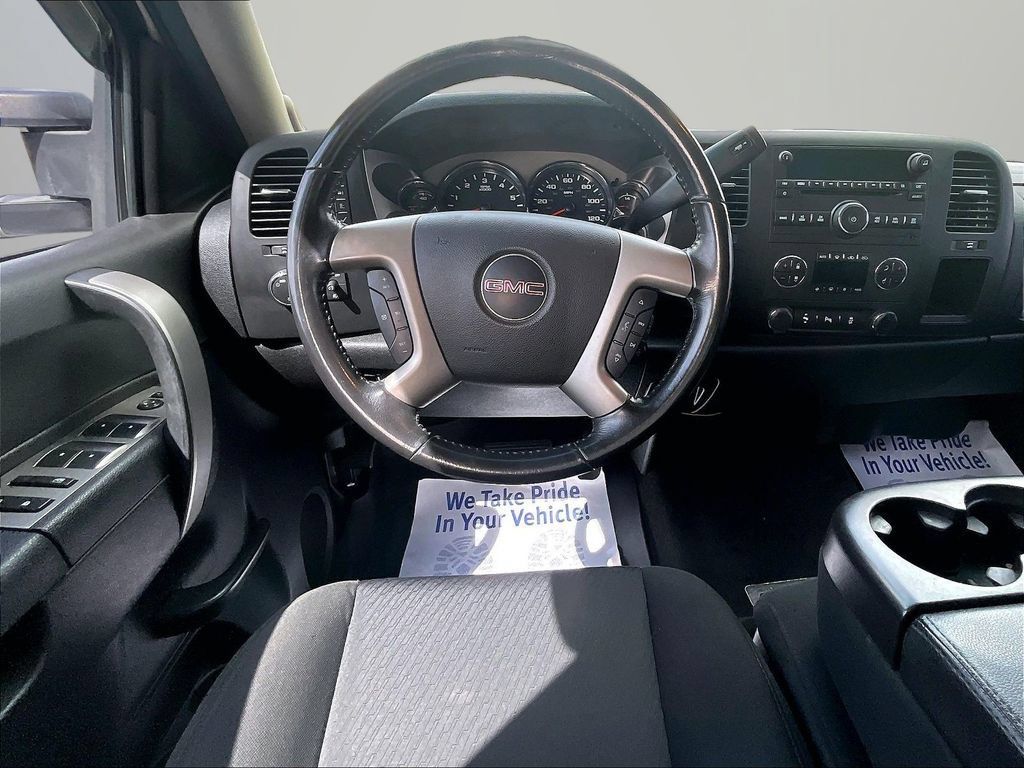 Used 2014 GMC Sierra 2500 SLE w/ SLE Preferred Package AWD/4WD image 5