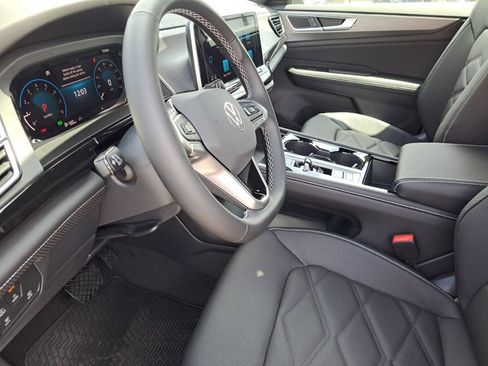 New 2026 Volkswagen Atlas Cross Sport SE image 18