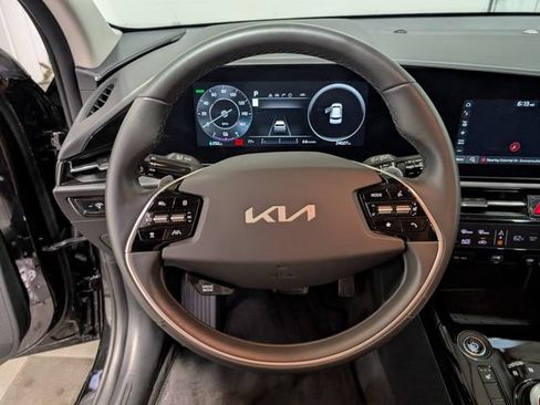 Used 2024 Kia Niro Wind FWD image 16