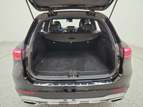 Used 2023 Mercedes-Benz GLC 300 4MATIC image 20