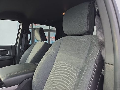 Used 2024 RAM 2500 Big Horn w/ Night Edition AWD/4WD image 41