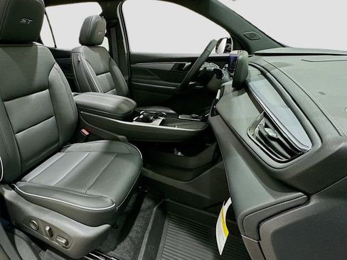 New 2026 Buick Enclave Sport Touring FWD image 33